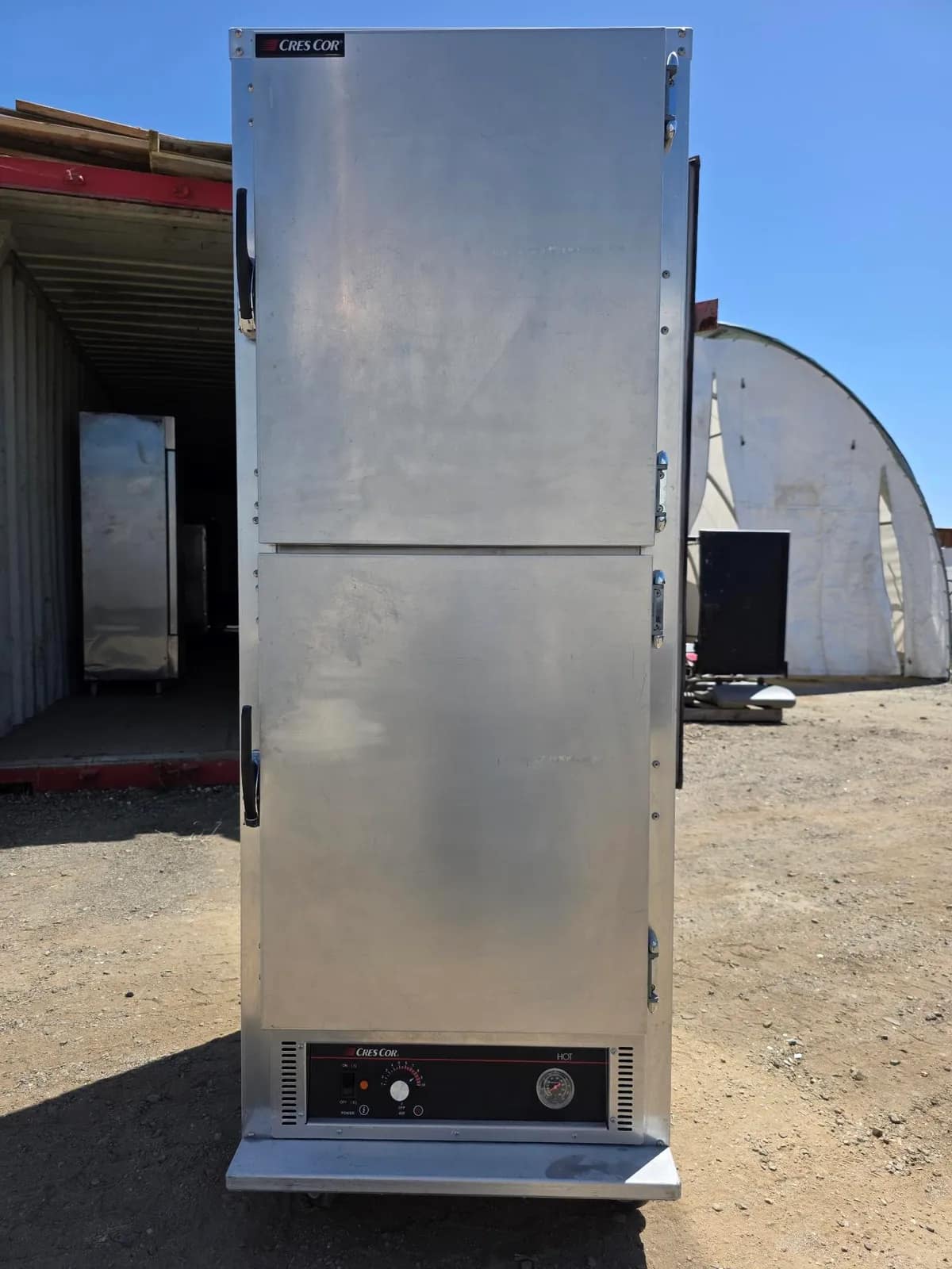 cres-cor-h135ua11-full-size-aluminum-insulated-holding-cabinet-with-solid-half-doors-5f0ea1