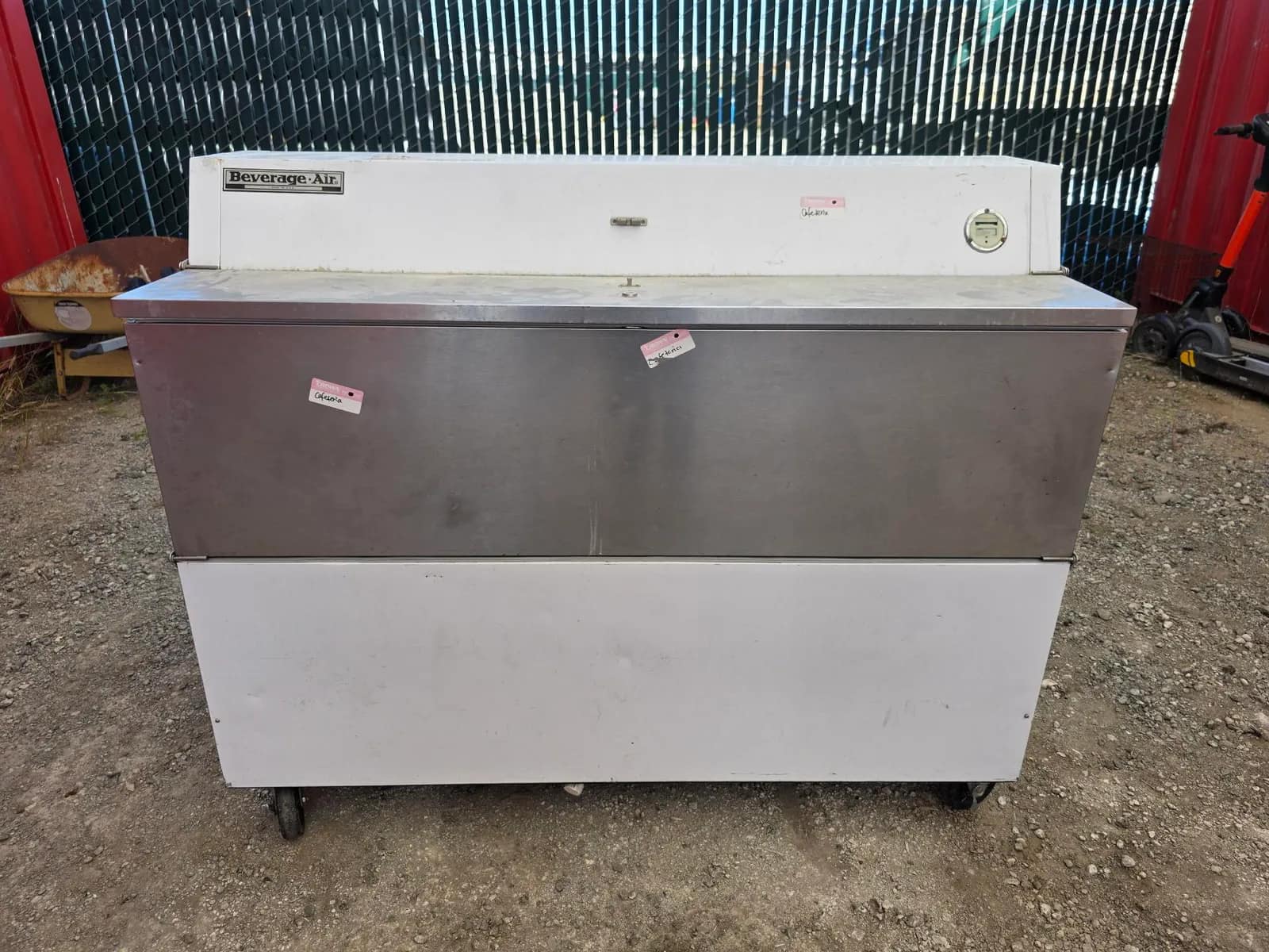 beverage-air-stf58-normal-temp-single-access-milk-cooler-mobile-800e3e