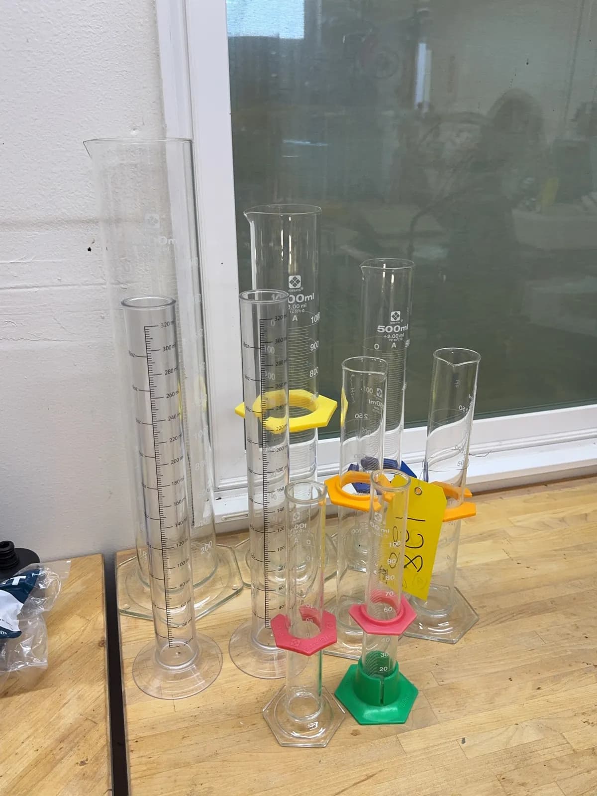 9-assorted-sibata-glass-and-plastic-graduated-cylinders-with-collars-d4c1ed