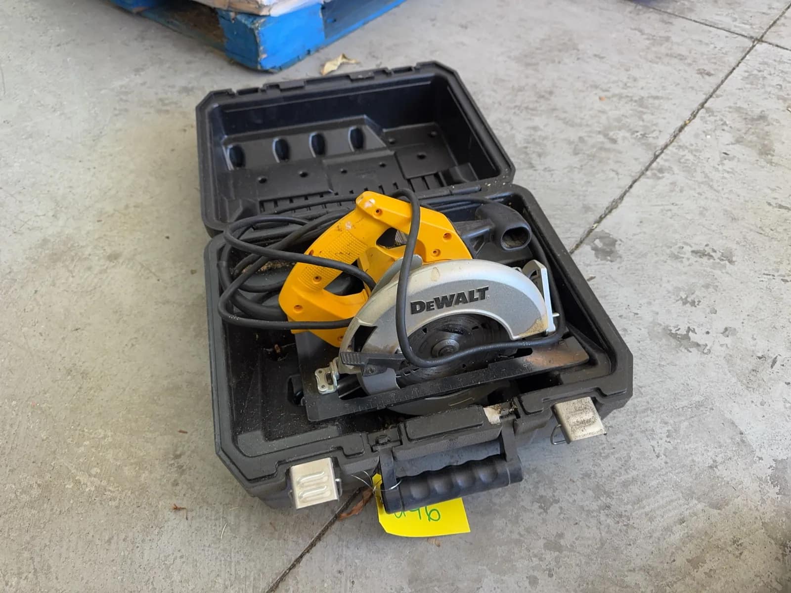 dewalt-7-1-4-saw-4e5b97