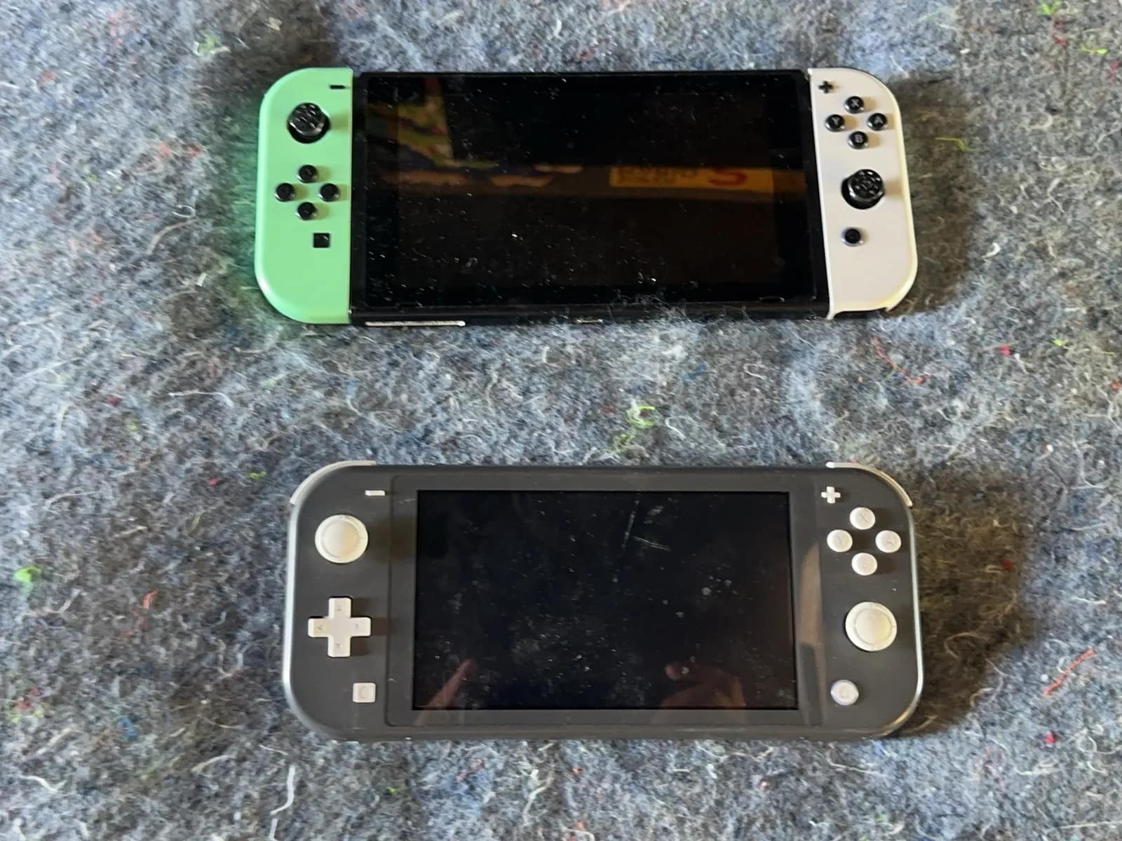 2-nintendo-switch-consoles-d93c5d