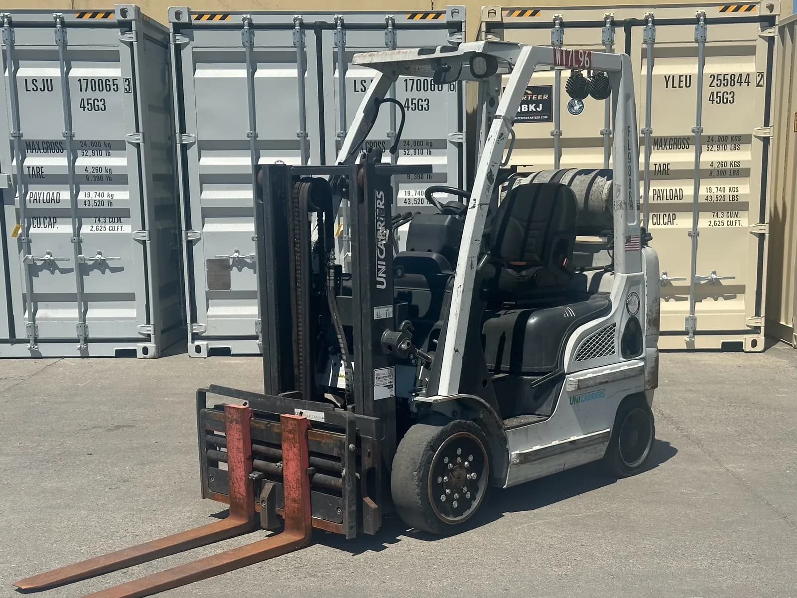 2015-nissan-mcp1f2a20lv-4000lb-capacity-propane-forklift-msdz0l3w