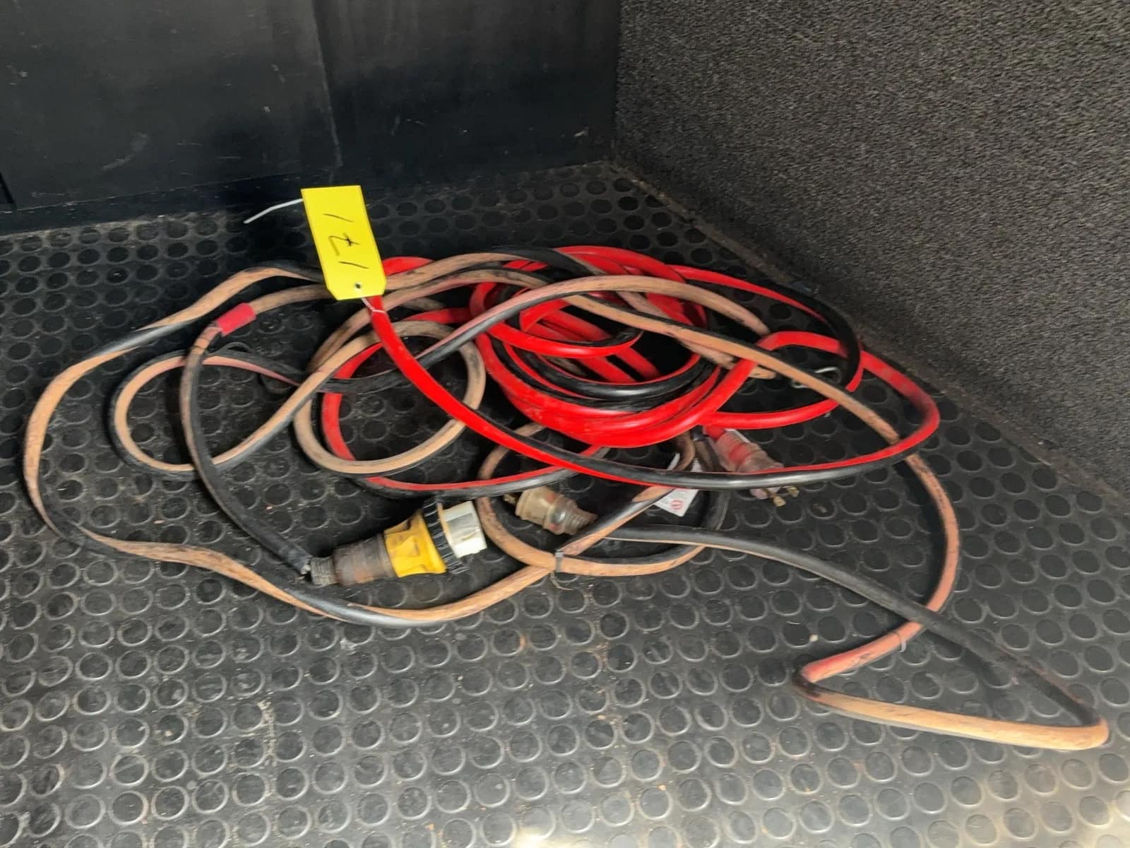 heavy-duty-extension-cables-e7638b