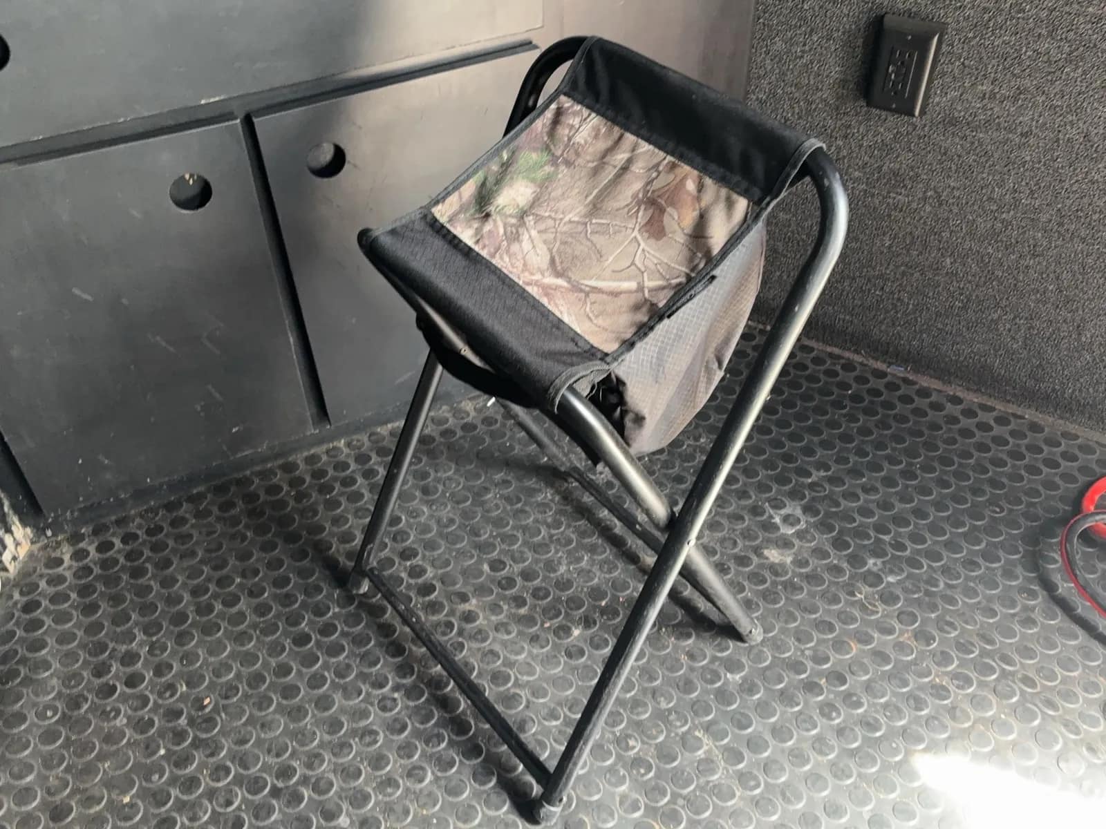 outdoor-chair-3f5ee1