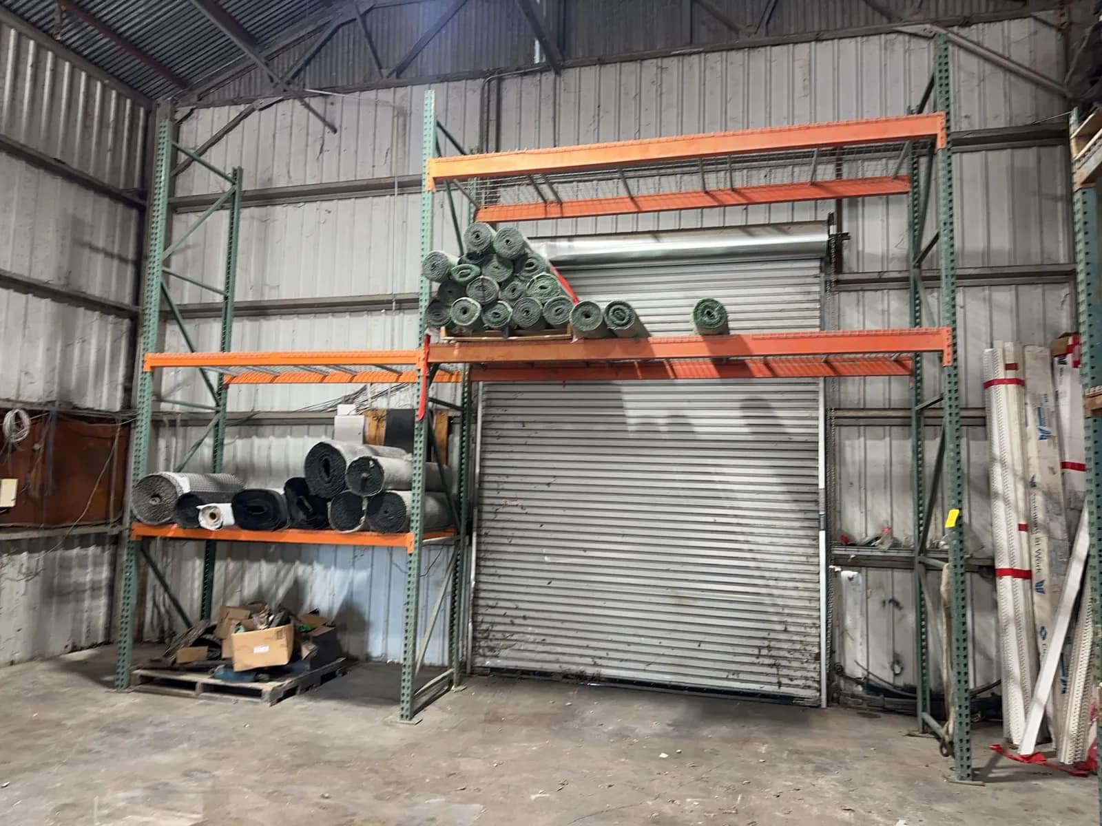 3-sections-of-16-pallet-racking-contents-not-included-58abe5