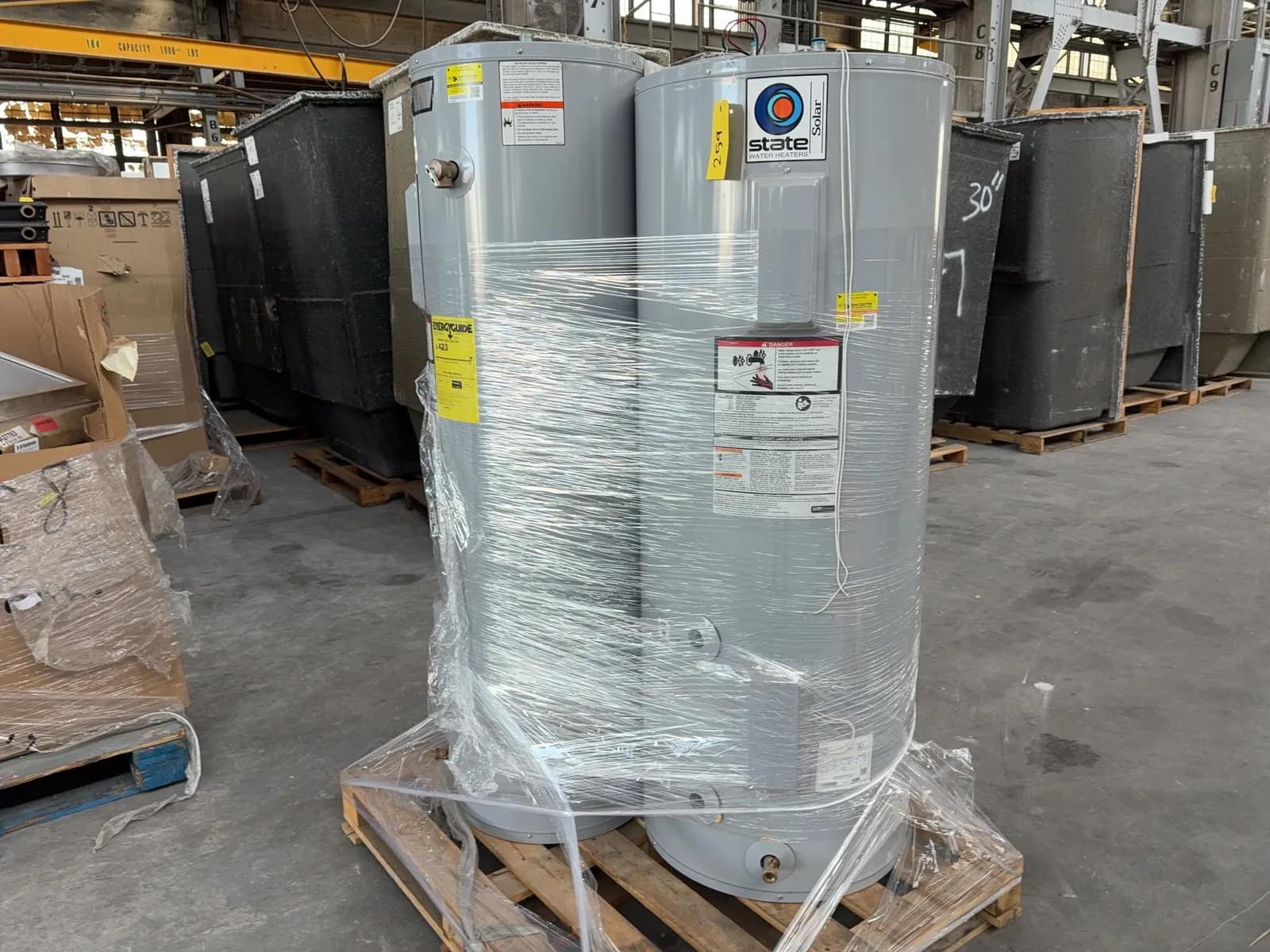 contents-of-pallet-water-heaters-mss3q2sk