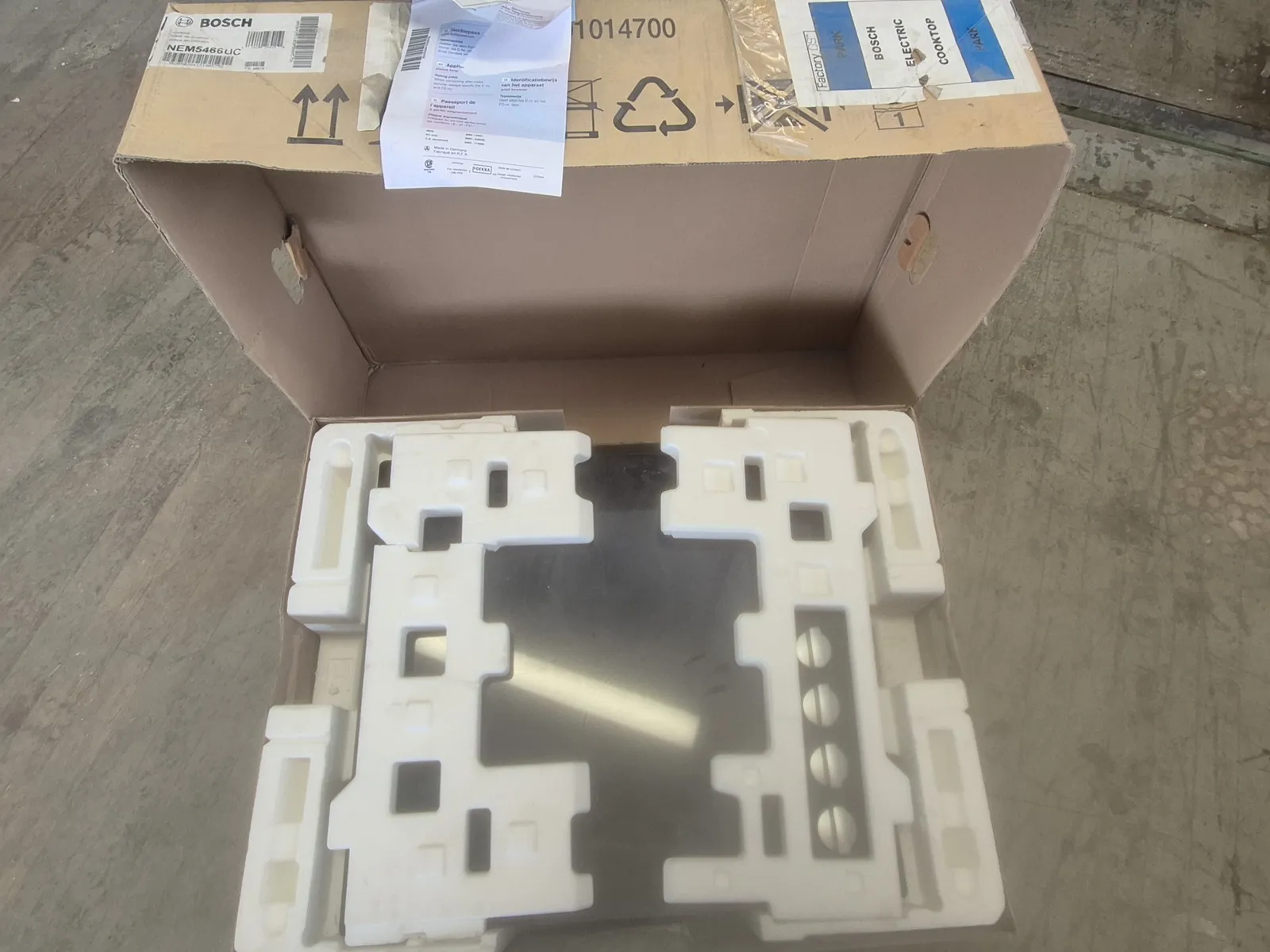 1-bosch-cooktop-60hz-208v240v-653-1787158708902-mt0c5h9i