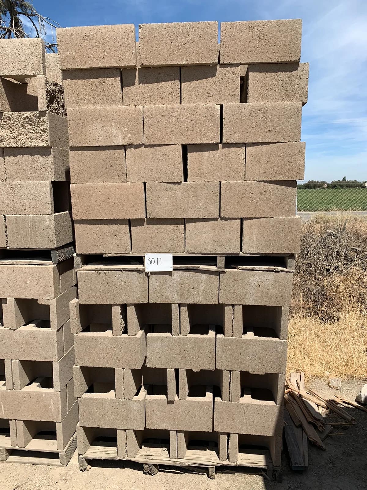 2-pallets-of-12x8x16-s1s-oe-std-tan-958adf