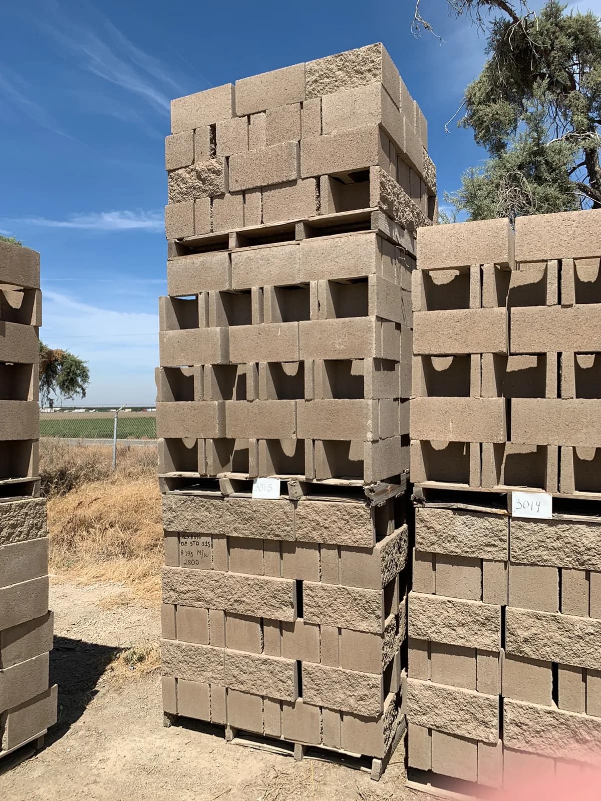 3-pallets-of-12x8x16-s1s-oe-std-tan-043706