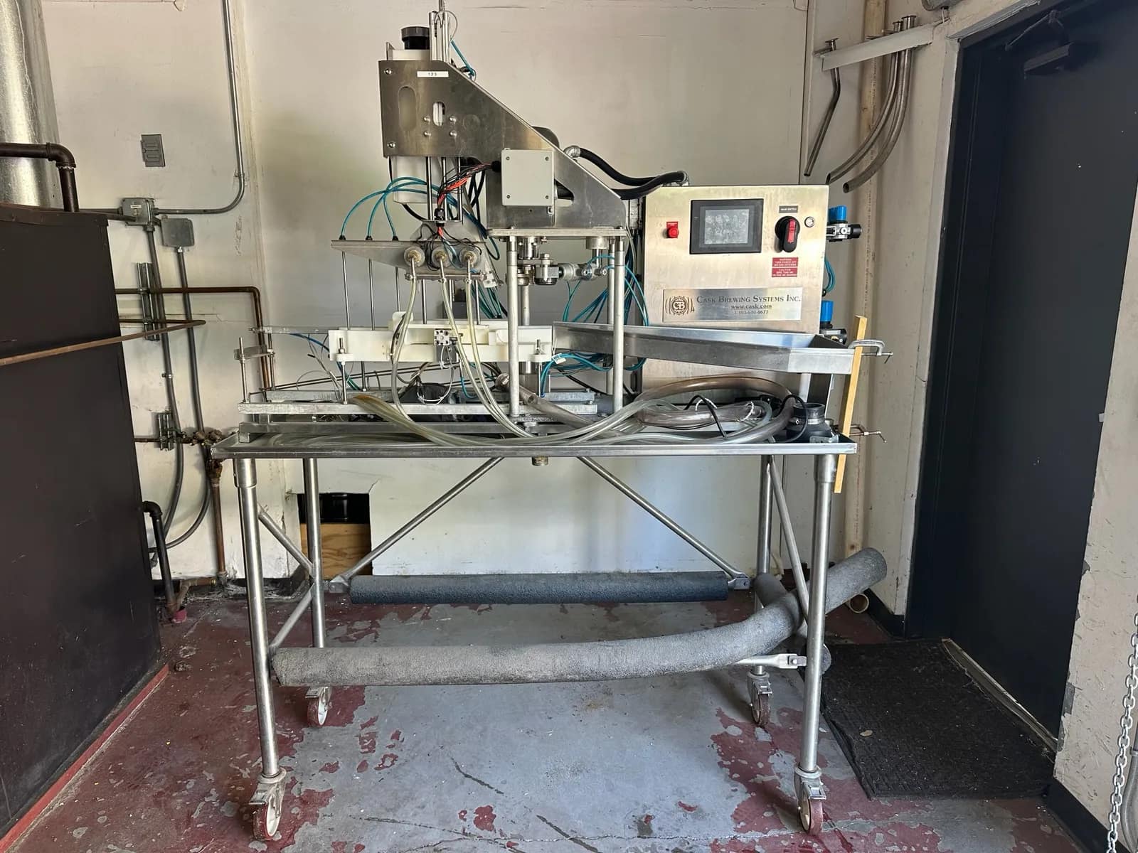 cask-sams-compact-can-filler-and-seamer-mtngn1pz
