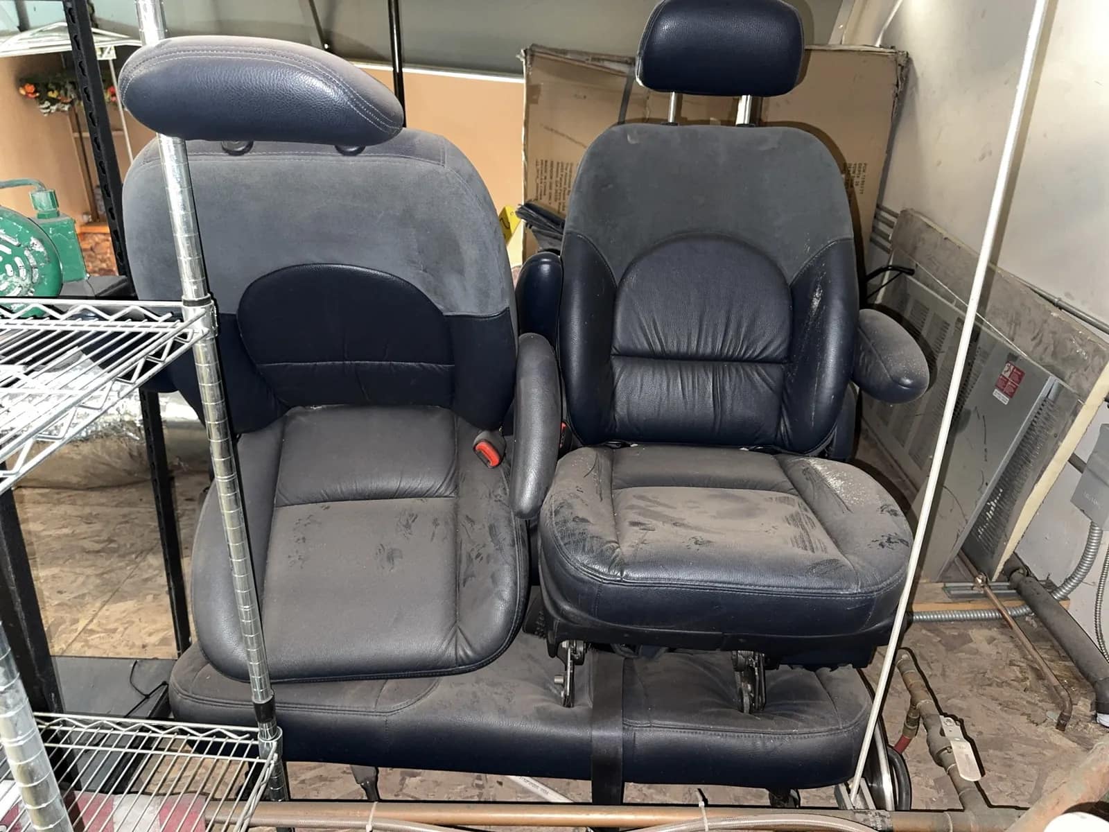 vehicle-seating-f2b4ce