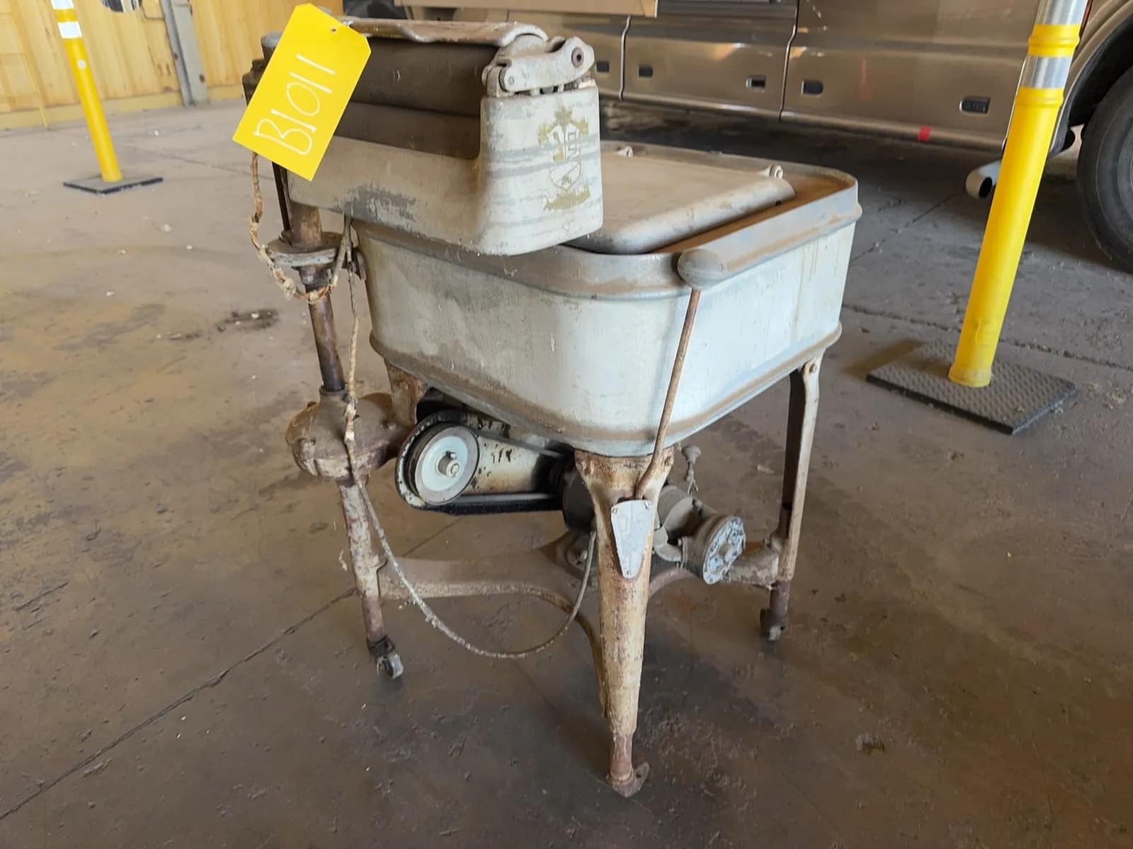 maytag-vintage-washer-machine-muh5bzbt
