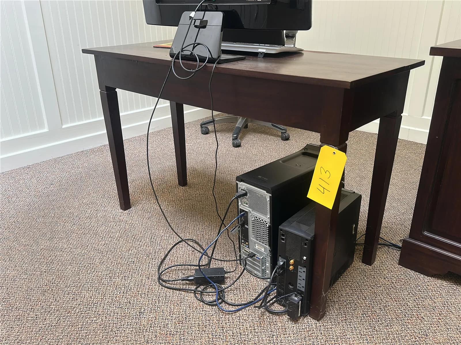 wood-table-contents-not-included-a13086