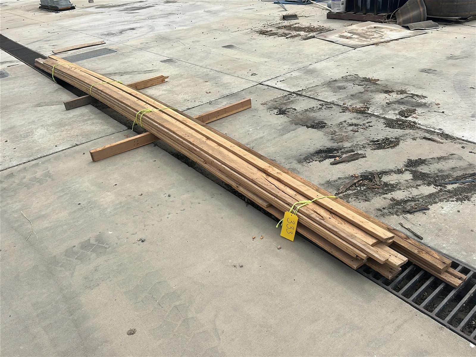 18-assorted-wood-planks-d40824