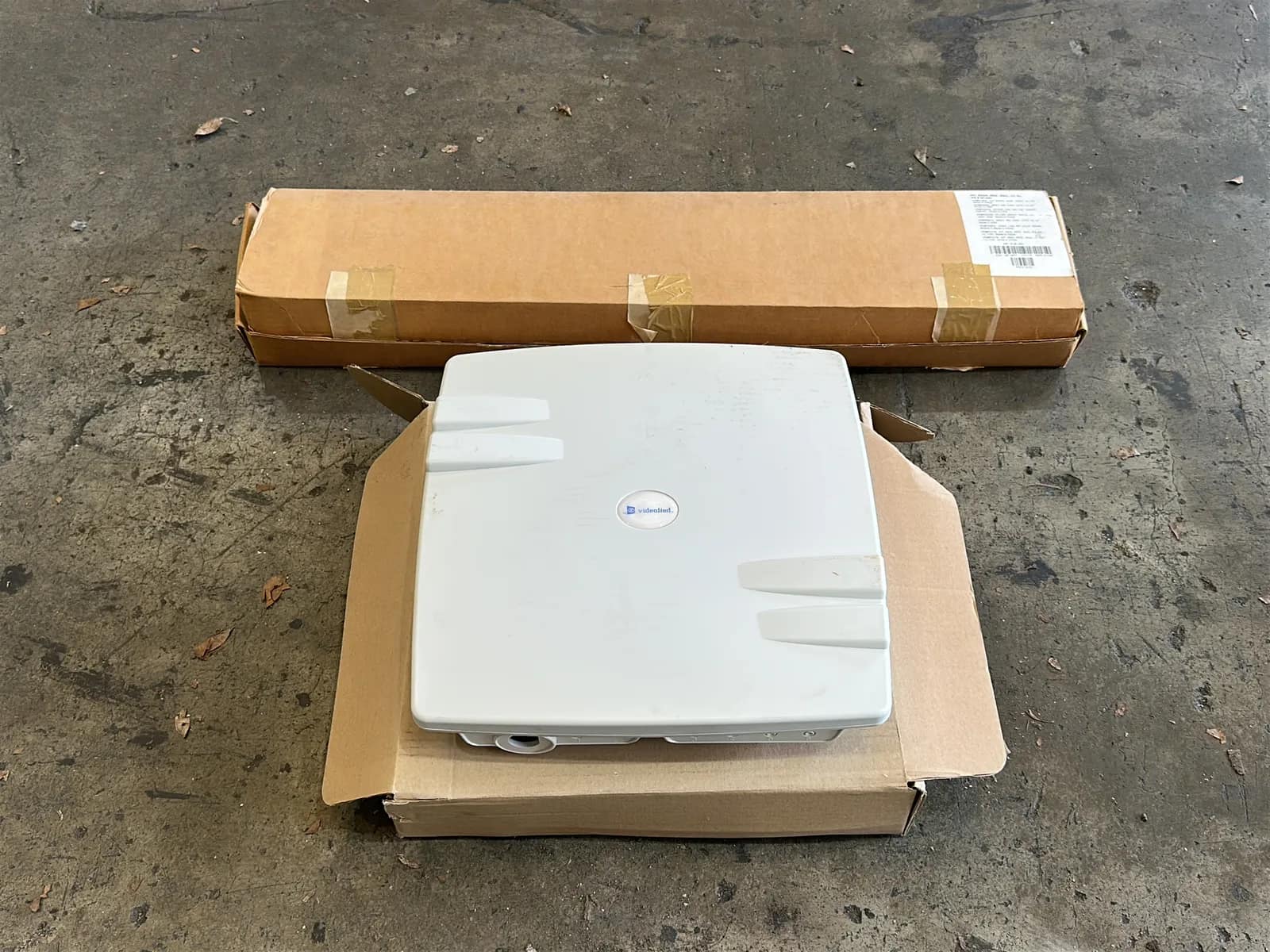 videofied-outdoor-panel-control-unit-with-bracket-mu1v3eee
