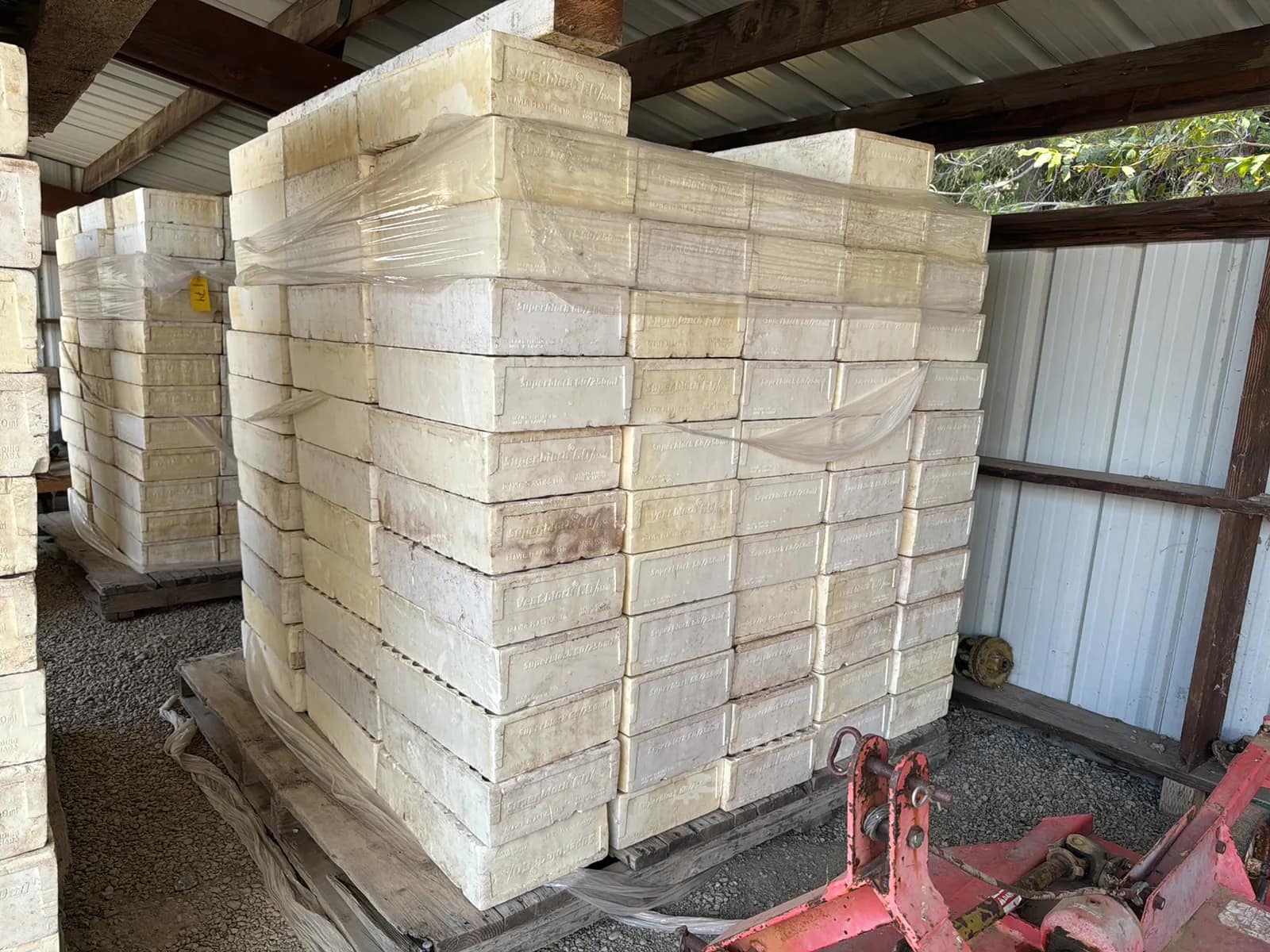 contents-of-pallet-superblock-styrofoam-60-256ml-aa663c