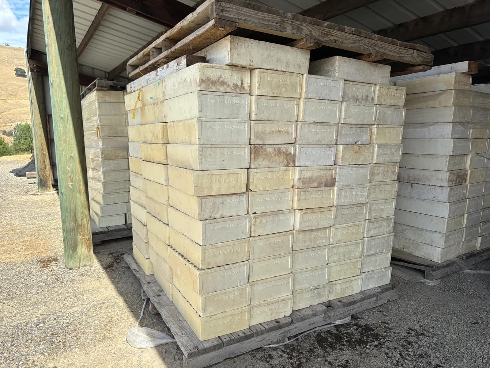 contents-of-pallet-superblock-styrofoam-60-256ml-3088b2
