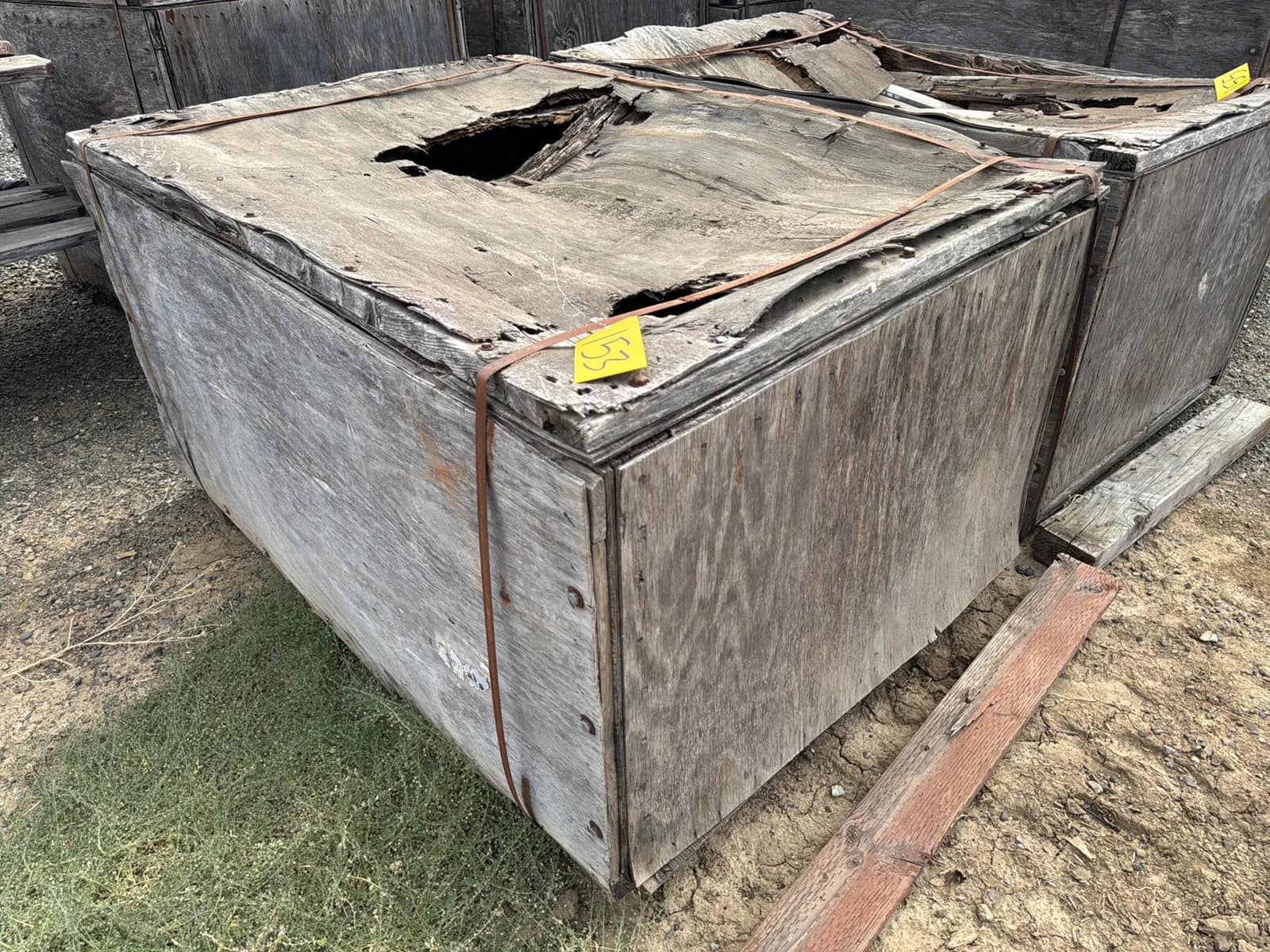 us-military-surplus-fuel-or-water-bladders-20k-gallon-with-hoses-valves-tarp-and-more-c743f2