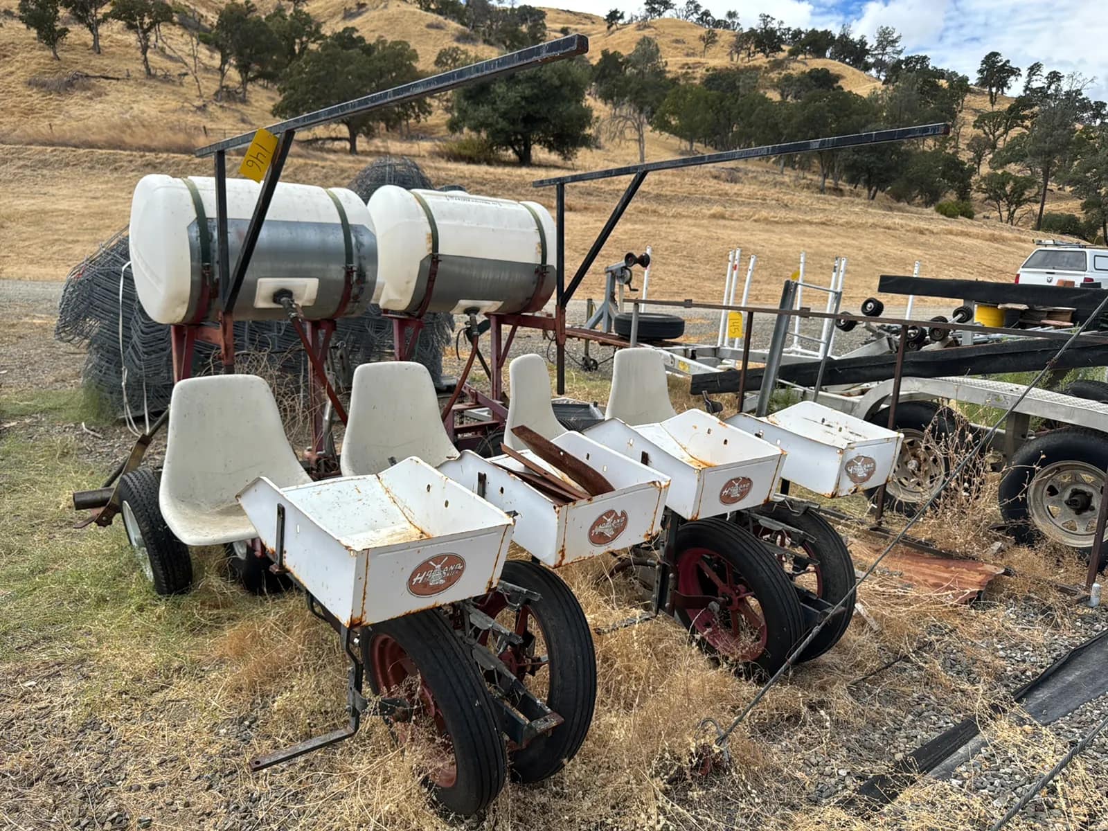 holland-transplanter-with-2-55-gallon-tanks-1382e0