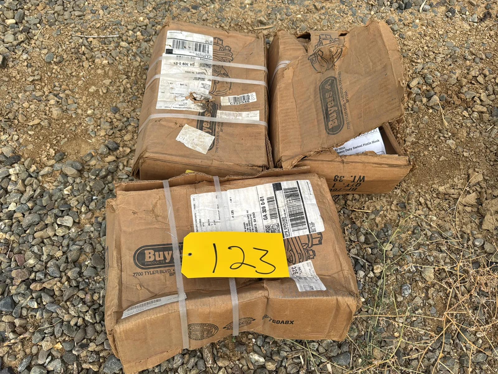 3-buyers-heavy-duty-swiveling-pintle-hooks-8185a4