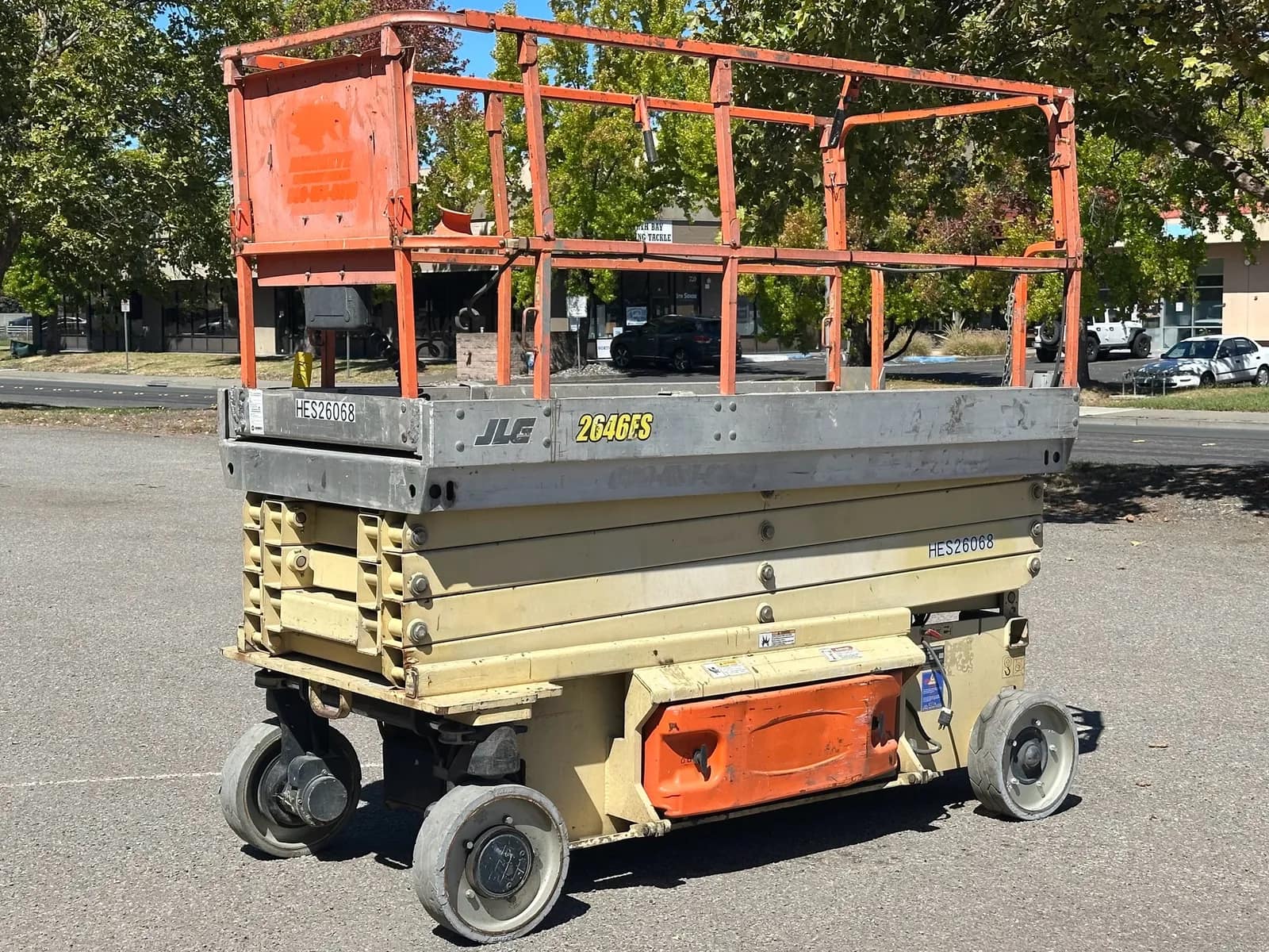 2006-jlg-2646es-electric-scissor-lift-mtup1739