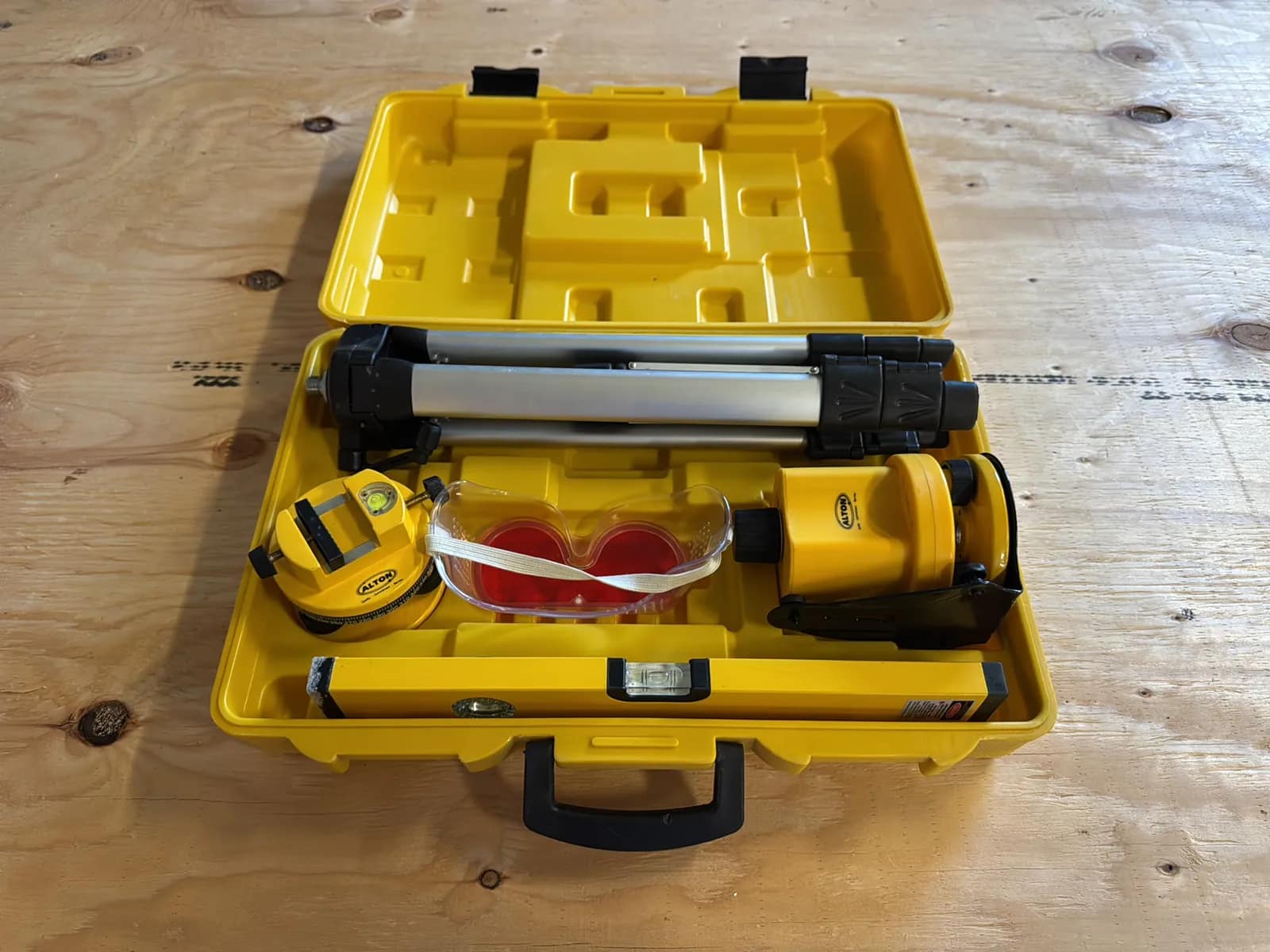 alton-laser-level-kit-360fa7