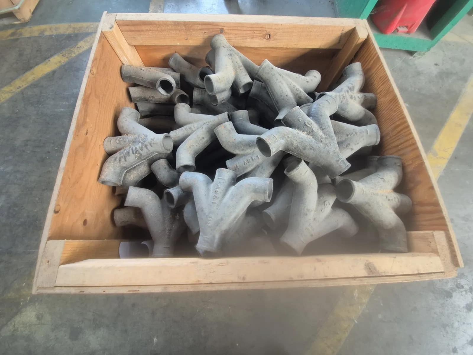 contents-of-pallet-approximately-90-type-no-hub-figure-5-double-wye-fitting-ab9559