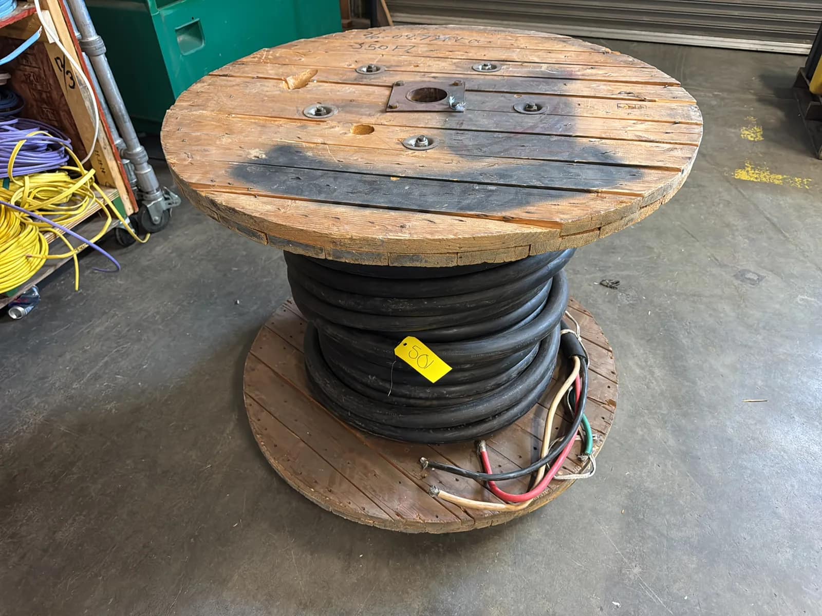 spool-of-wire-8cd902