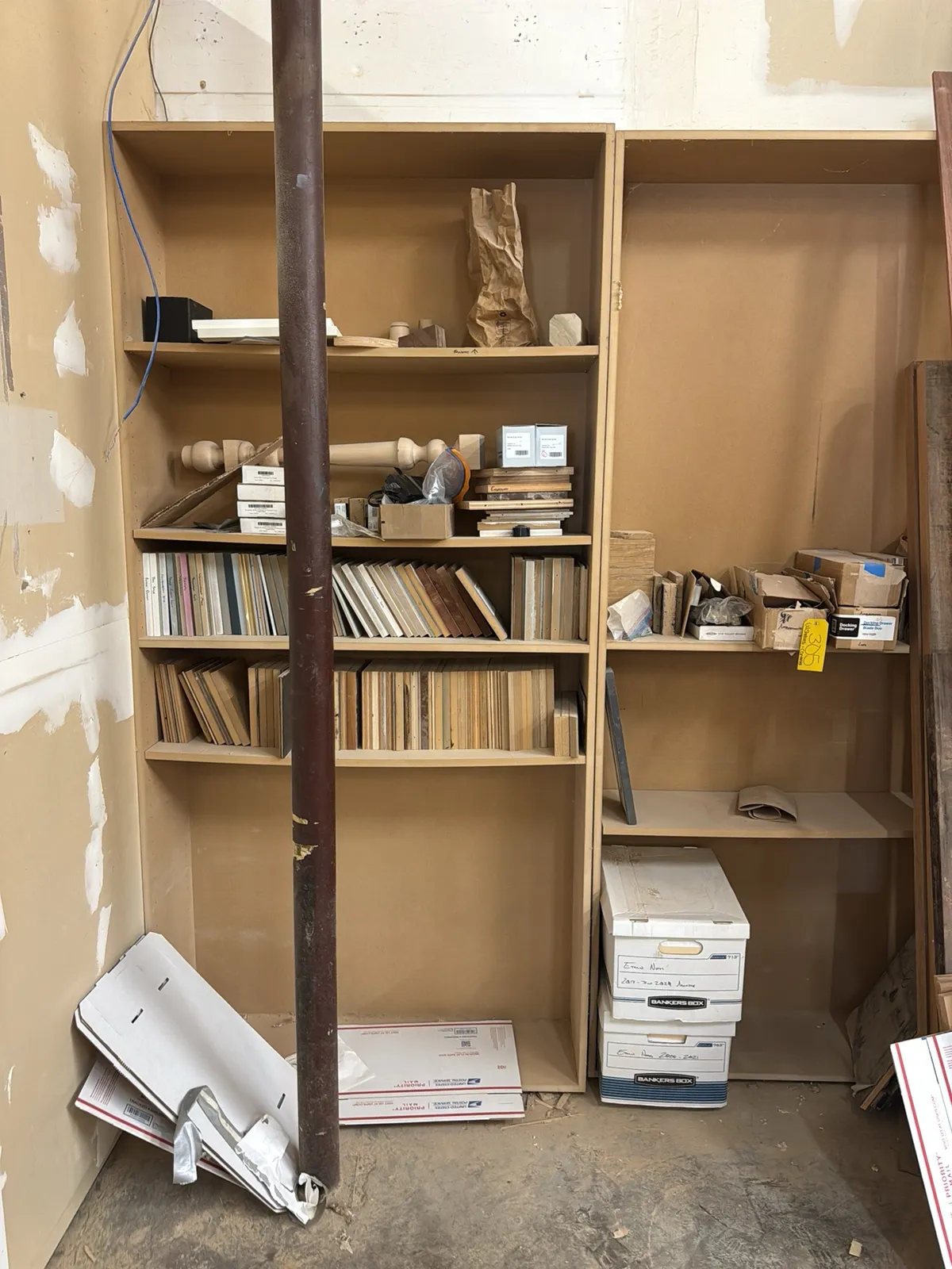 2-shelves-and-contents-samples-598c54