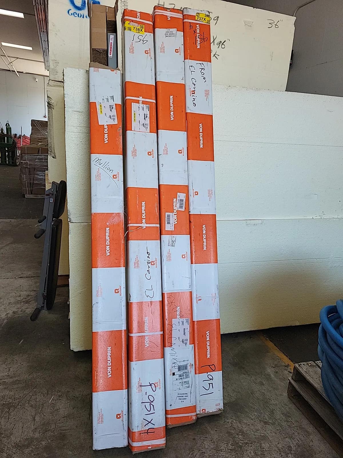 4-boxes-of-variouse-door-hardware-mu4rhlyx
