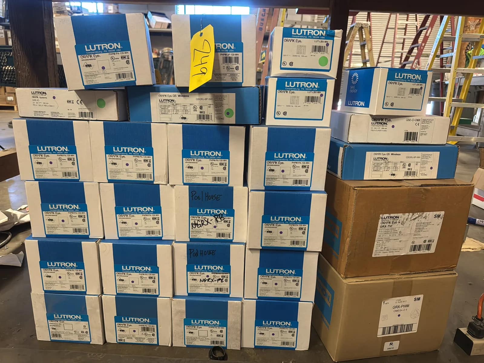 bulk-lot-assorted-lutron-grafik-eye-components-8c4037