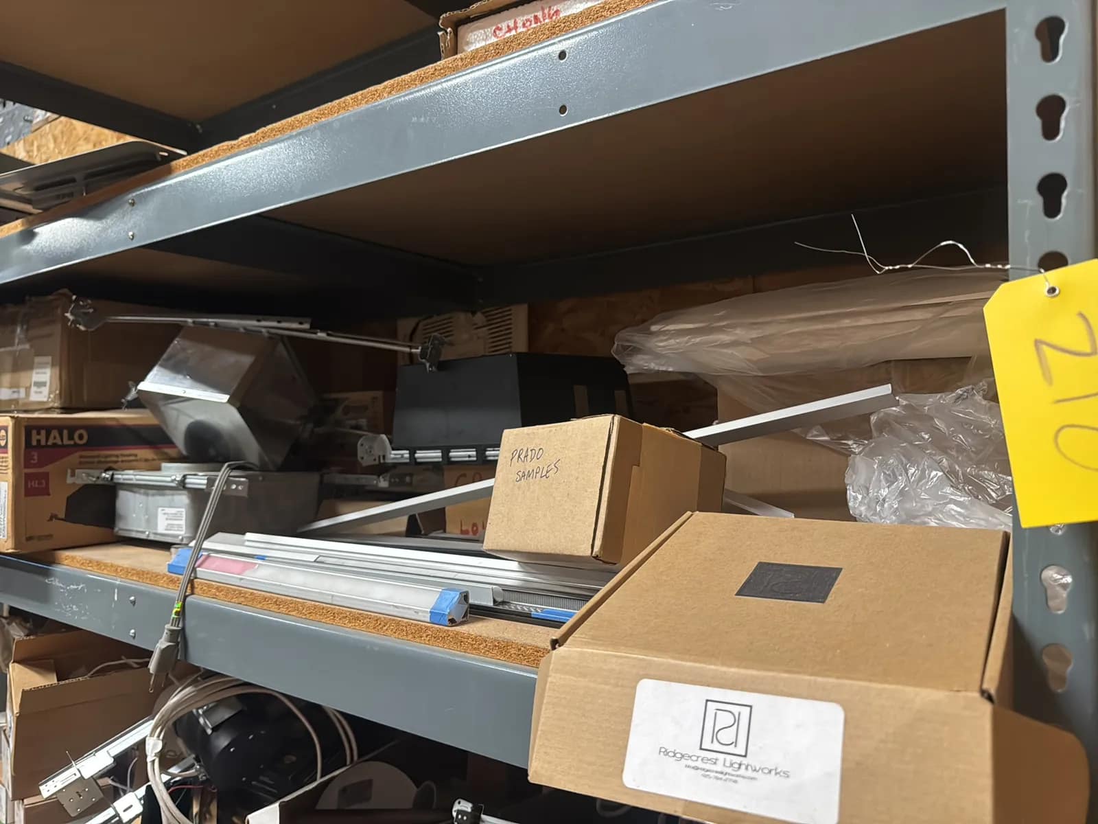 contents-of-1-shelf-recessed-lighting-fixtures-downlights-trim-and-more-mu950zg0