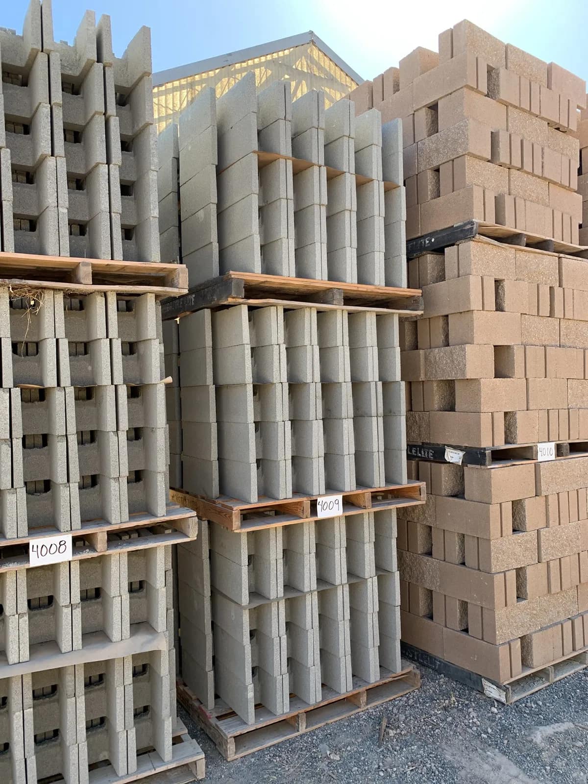 3-pallets-8x8x16-double-open-end-bond-beam-gray-f4d43a