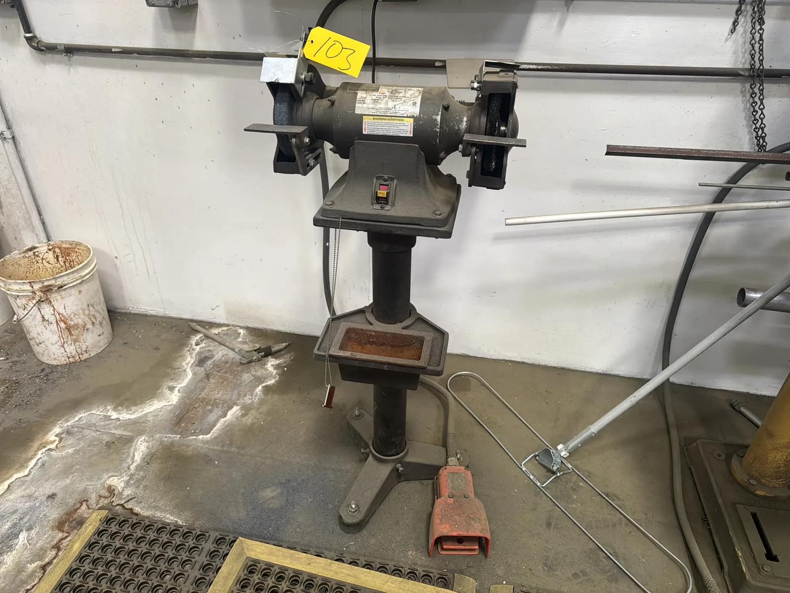 dayton-2lkr8-7-12-hp-bench-grinder-mv4nhip9