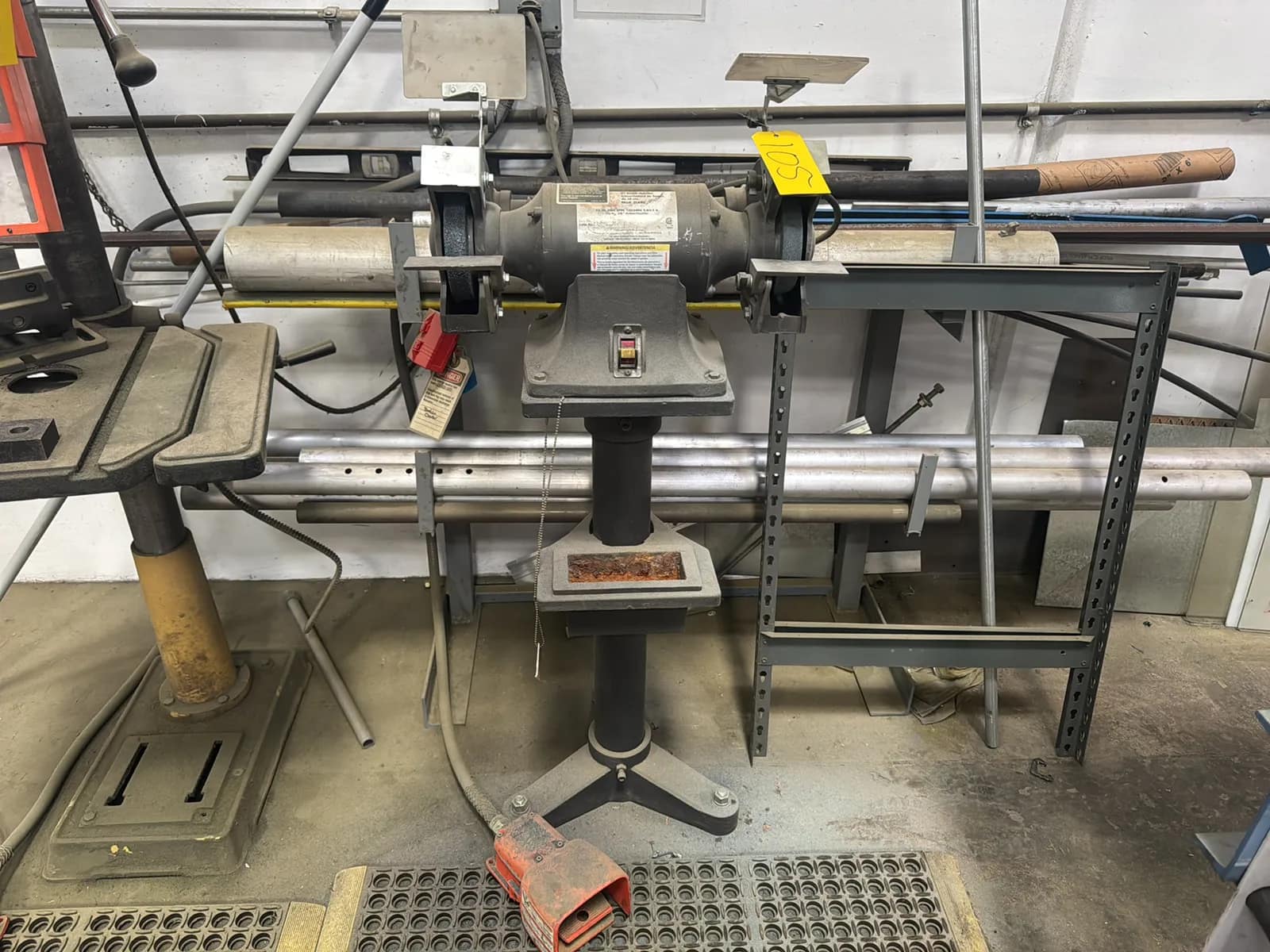 dayton-7-12hp-dual-bench-grinder-mv4nje75