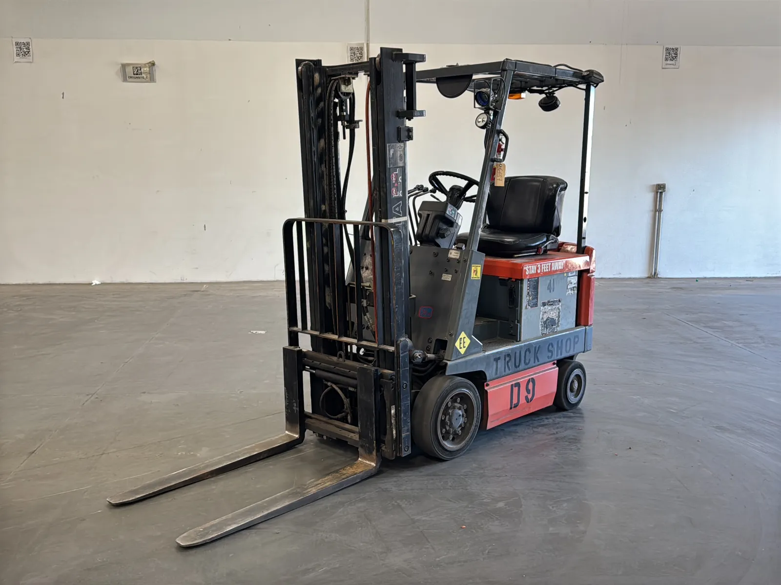 toyota-5fbcu15-3000lb-capacity-electric-forklift-mv4nbn74