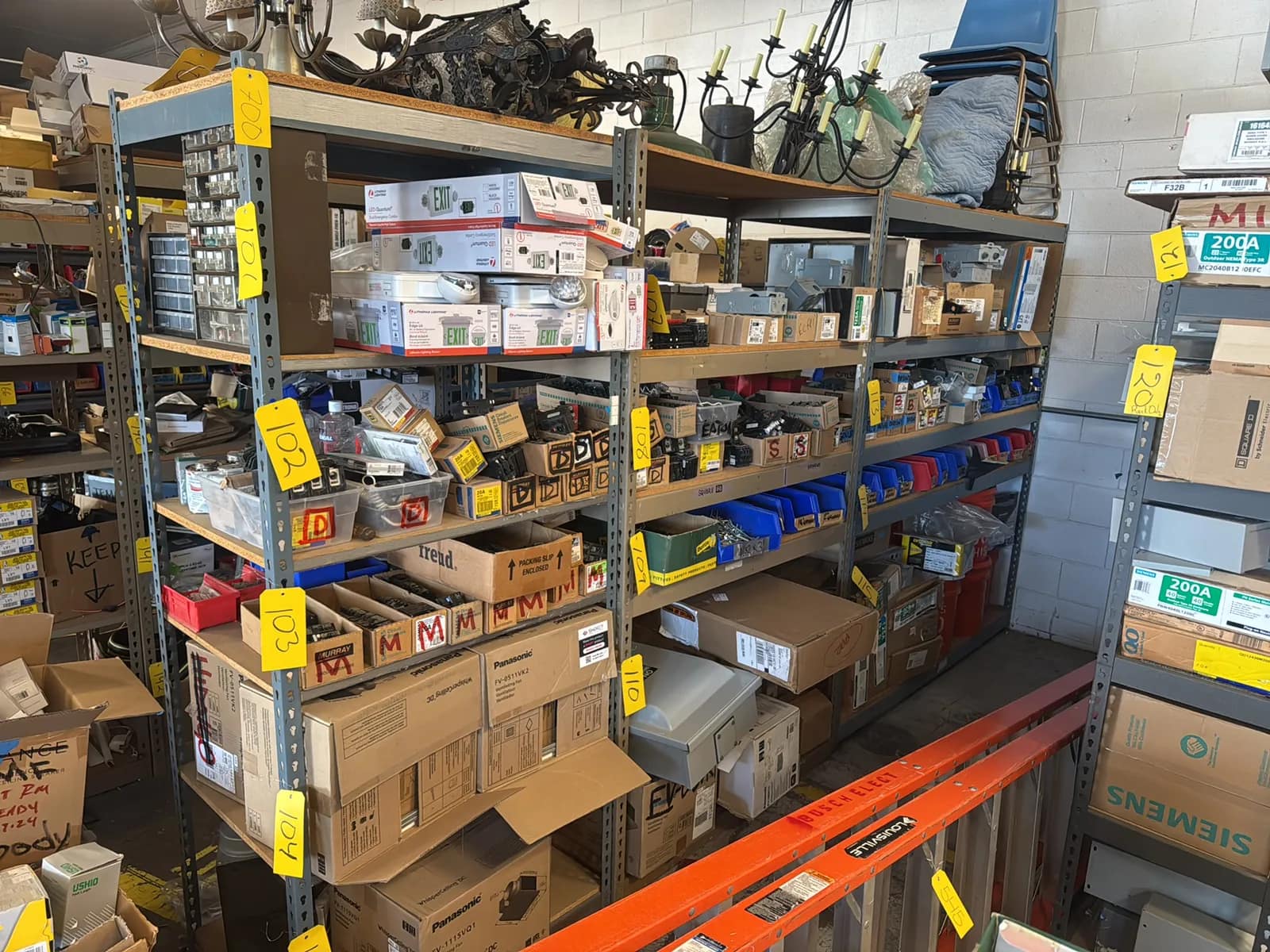 3-adjustable-metal-shelving-units-contents-not-included-mv6uhyy1