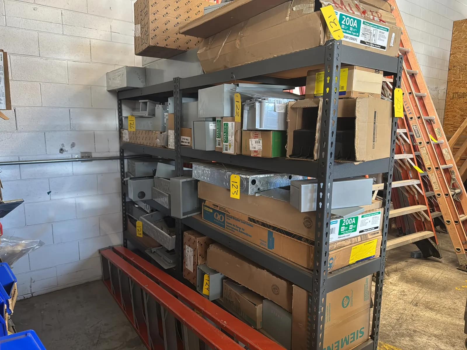 2-adjustable-metal-shelving-units-contents-not-included-mv6ufyqf