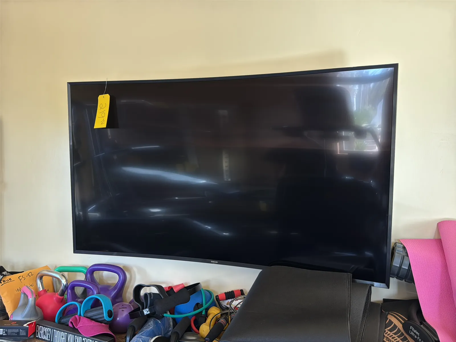 samsung-65-curved-television-b22505