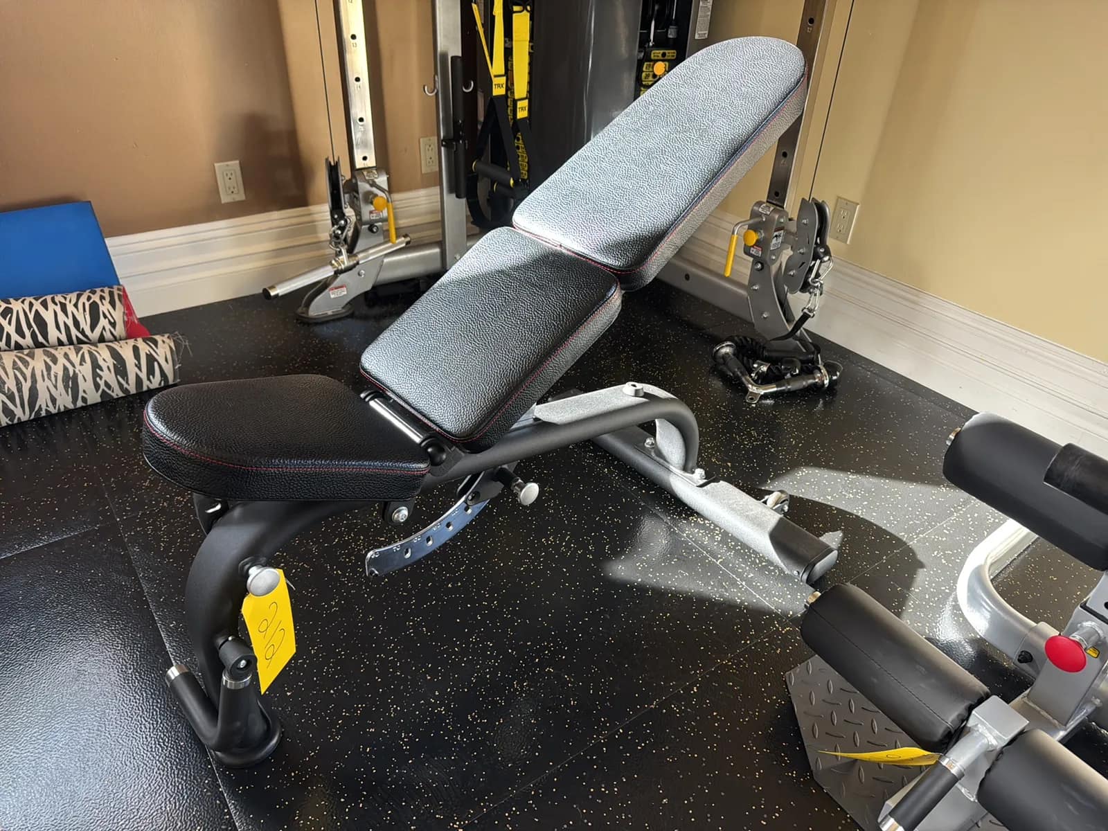 adjustable-workout-bench-69ae87