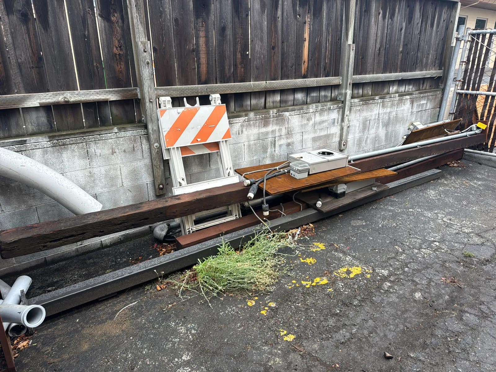 3-19-power-poles-with-electrical-boxes-and-1-15-street-lamp-pole-0597-1792699675928-mvjz3ms8