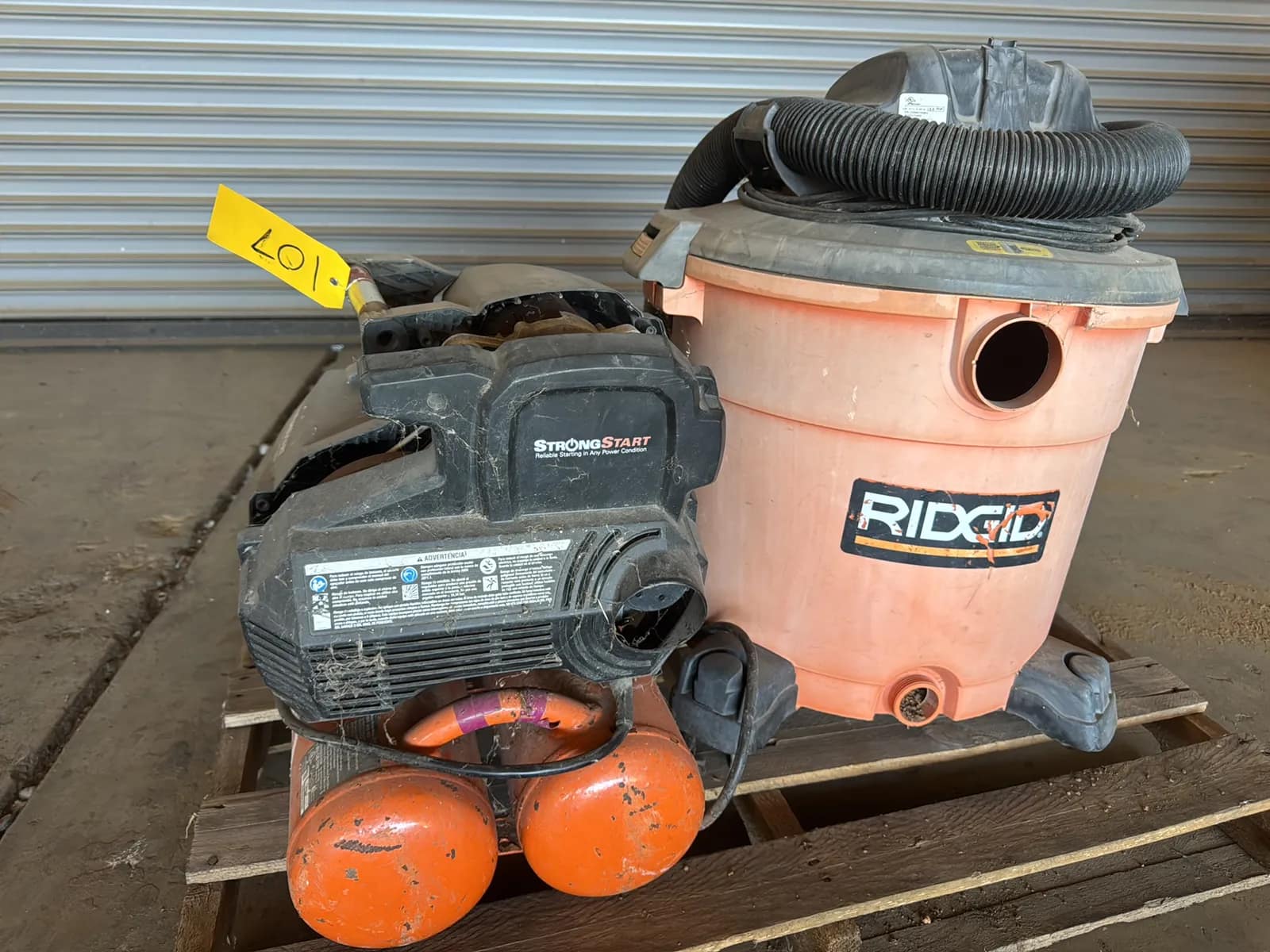 ridgid-air-compressor-and-dry-vac-mvq1i2am