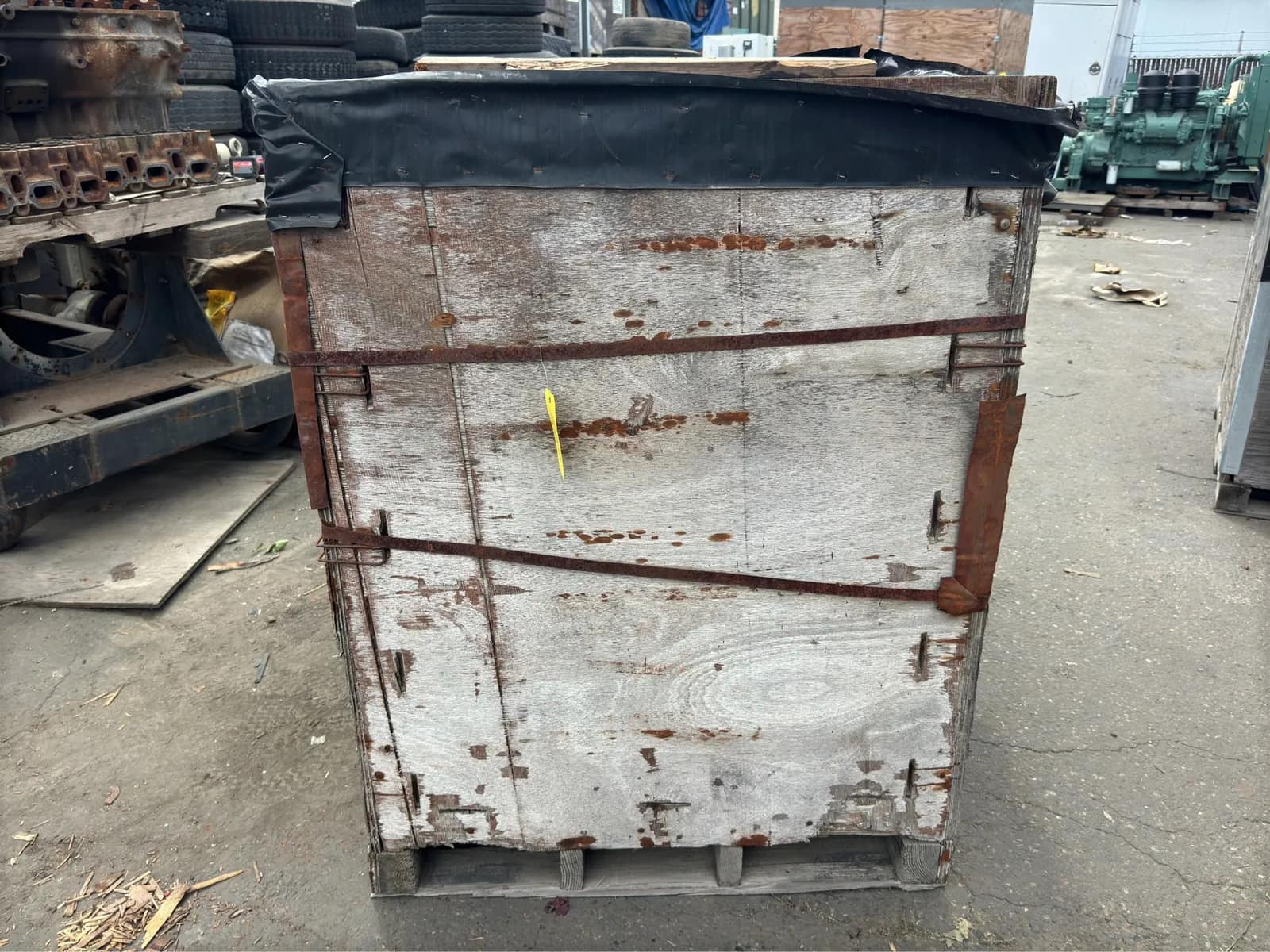 contents-of-crate-assorted-cummins-engine-core-parts-mvtloxhs